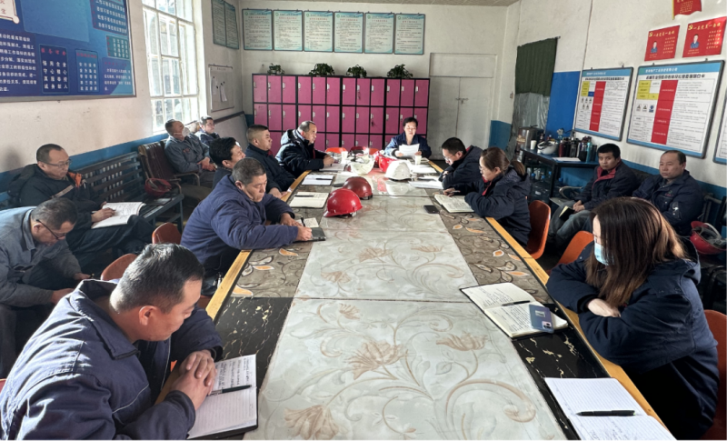 對標對表新要求 主動作為抓落實&mdash;&mdash;物產(chǎn)工投公司紀委召開學習貫徹中紀委、省紀委二次全會精神專題會議暨節(jié)前廉政教育警示會