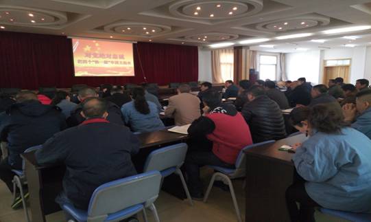 堅定信念 對黨忠誠，融會貫通 學(xué)以致用